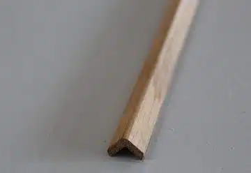 baguette d’angle bois