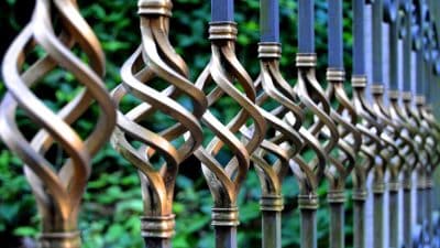 Pourquoi choisir une clôture en aluminium