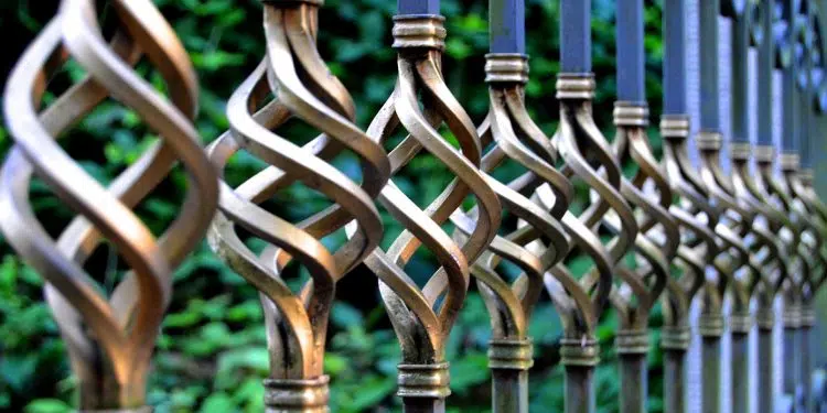 Pourquoi choisir une clôture en aluminium